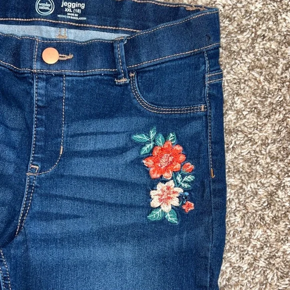 Wonder Nation Dark Blue Jeans with Floral Embroidery - Picture 4 of 6